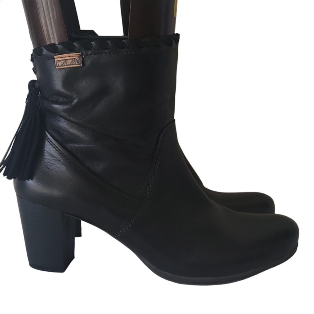 Pikolinos Verona Black Tassel Booties Size 39EU 8US
